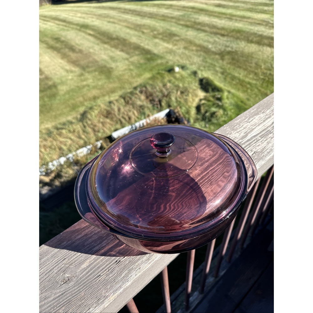 Vintage PYREX 024 2L Cranberry Purple Glass Handle Bowl Casserole Dish 624C Lid - Picture 3 of 9